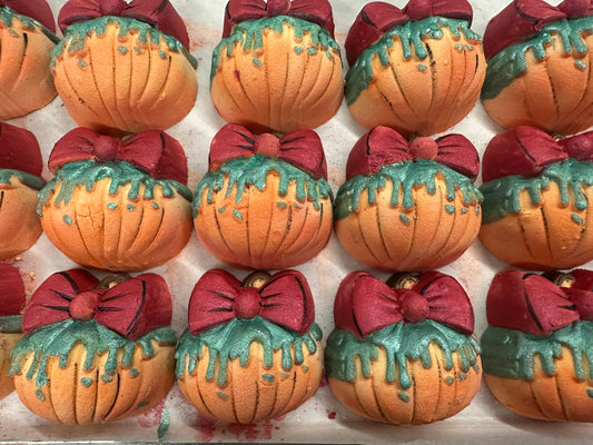 Rotten Pumpkin Bath Bomb