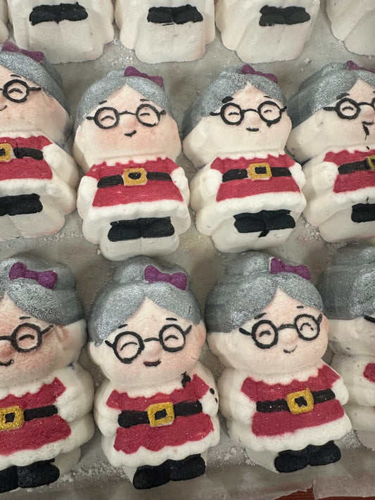 Mrs Claus Bath Bomb