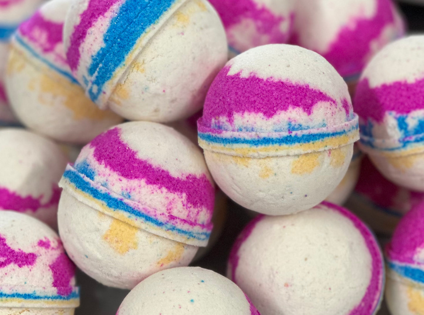 Vanilla Rock Candy Bath Bomb